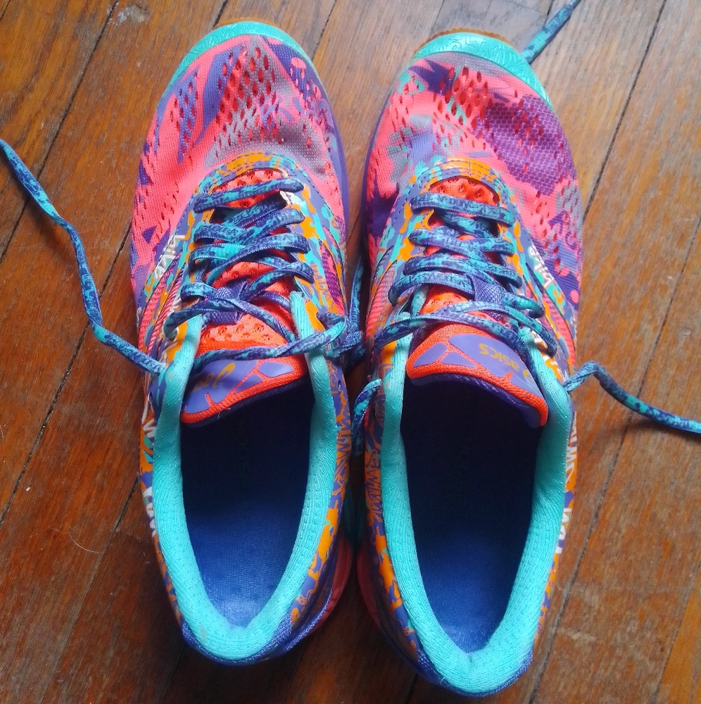 EUC RARE ASICS GEL NOOSA TRAINERS - Picture 2 of 7